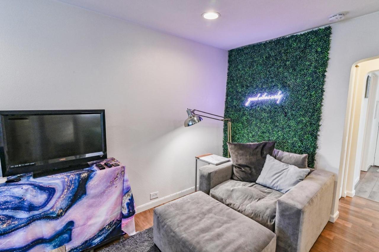 Cozy 2 Bdrm Apt - Easy Access Free Parking - Ac Unit Apartment Tacoma Exterior photo